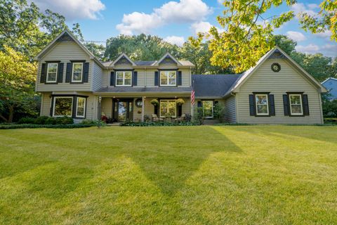 Photo of 3717 Lindsay Lane, Crystal Lake, IL 60014 (MLS # 12491884)