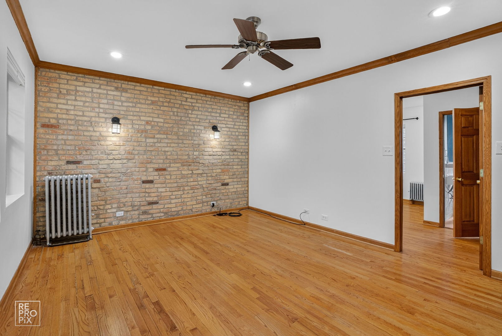 1816 W Chase Avenue 1