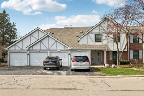 Photo of 493 Elizabeth Drive #36-A-L, Wood Dale, IL 60191 (MLS # 12602898)