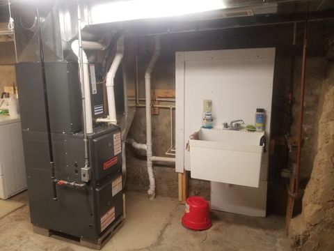 Tiny photo for 2015 10th Street, Peru, IL 61354 (MLS # 12508575)