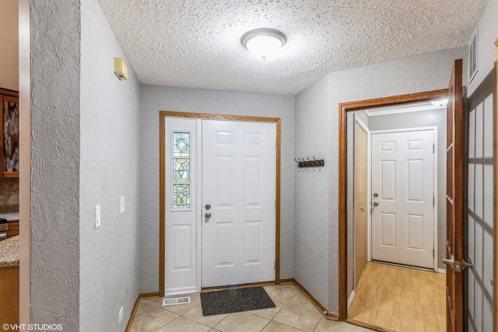 750 W Happfield Drive