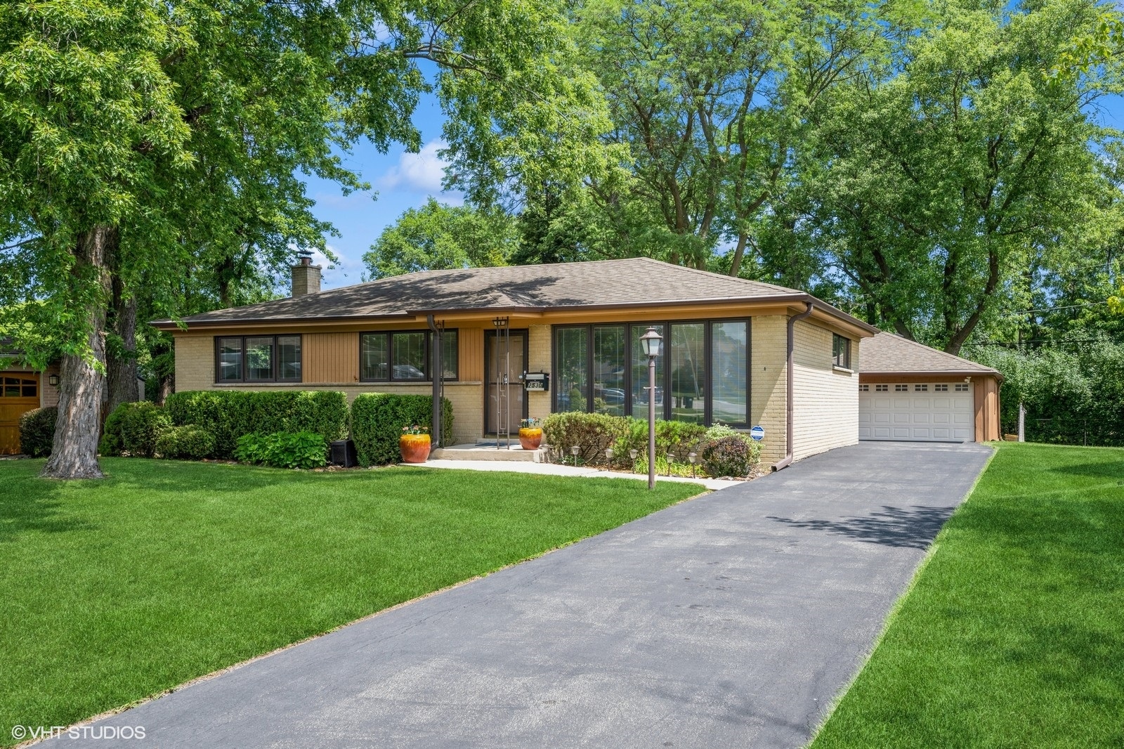2530 Donald Court