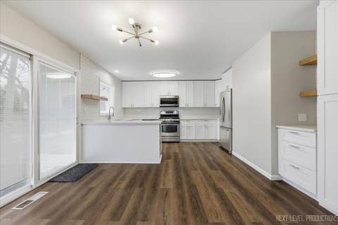 Tiny photo for 417 Cambridge Way, Bolingbrook, IL 60440 (MLS # 12677051)
