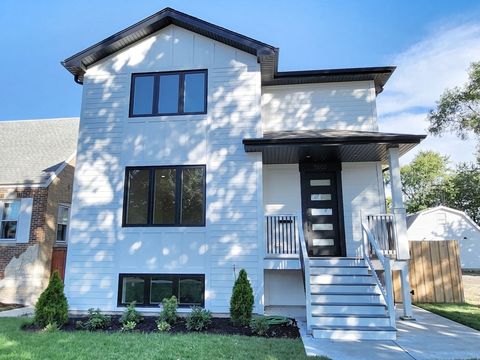 Photo of 5605 N Overhill Avenue, Chicago, IL 60631 (MLS # 12490651)