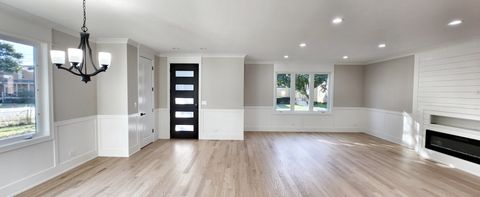 Tiny photo for 5605 N Overhill Avenue, Chicago, IL 60631 (MLS # 12490651)