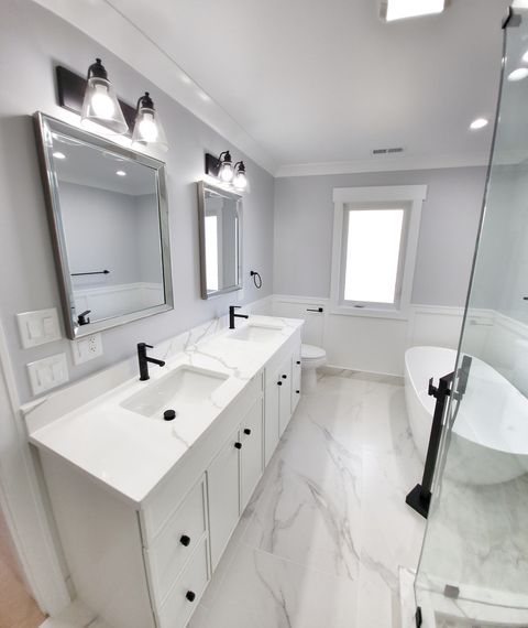 Tiny photo for 5605 N Overhill Avenue, Chicago, IL 60631 (MLS # 12490651)