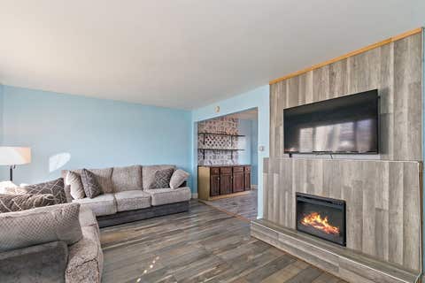 Tiny photo for 426 Greentree Lane, Bolingbrook, IL 60440 (MLS # 12693201)
