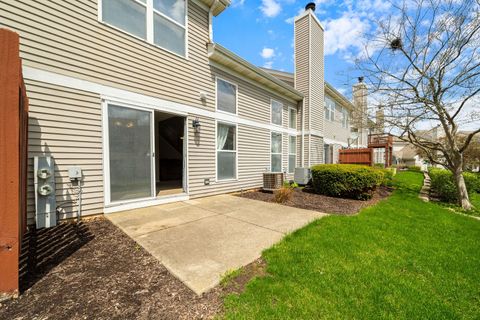 Tiny photo for 2067 Peach Tree Lane, Algonquin, IL 60102 (MLS # 12621947)