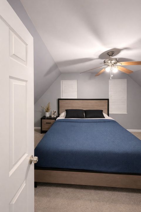 Tiny photo for 10043 S Oglesby Avenue, Chicago, IL 60617 (MLS # 12579687)