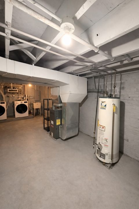 Tiny photo for 10043 S Oglesby Avenue, Chicago, IL 60617 (MLS # 12579687)