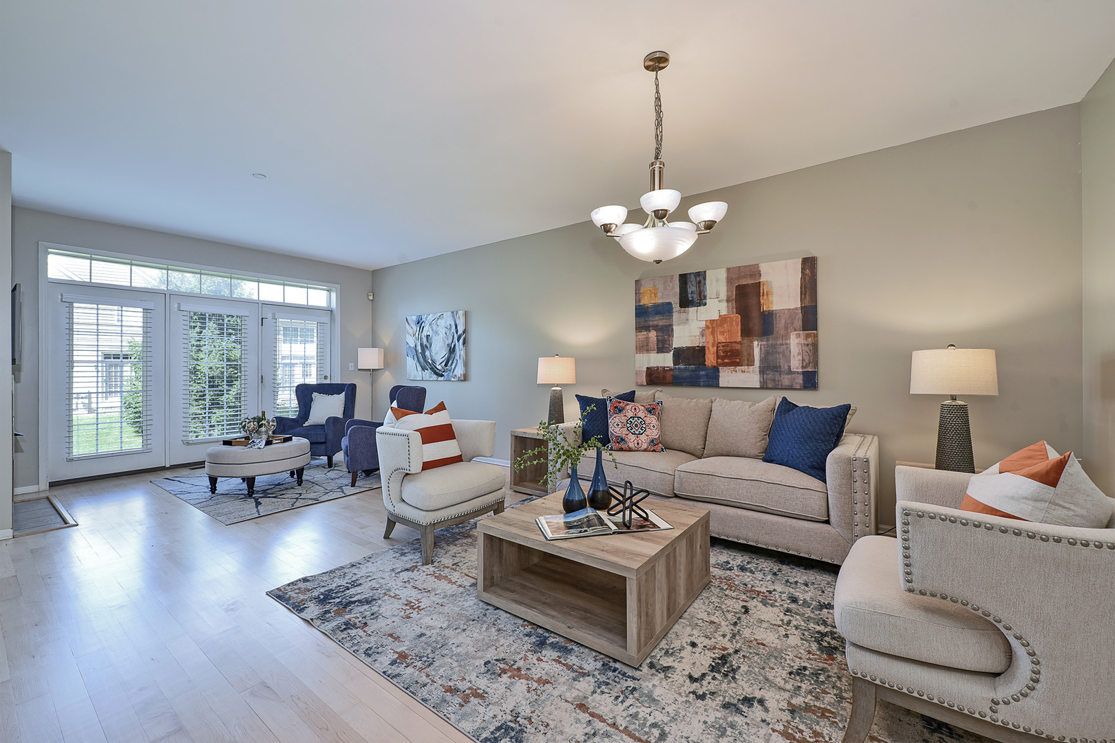 824 Stone Canyon Circle 824