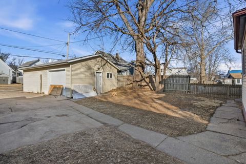 Tiny photo for 2626 Brady Street, Davenport, IA 52803 (MLS # 12590056)