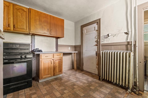 Tiny photo for 1432 Fairview Avenue, Rockford, IL 61101 (MLS # 12732944)
