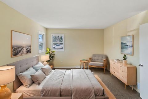 Tiny photo for 2466 Red Oak Trail, Crest Hill, IL 60435 (MLS # 12594394)