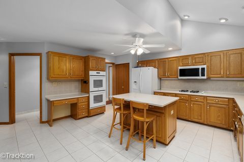 Tiny photo for 1148 Mistwood Lane, Downers Grove, IL 60515 (MLS # 12507601)