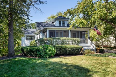 Photo of 904 Forest Avenue, Deerfield, IL 60015 (MLS # 12484210)