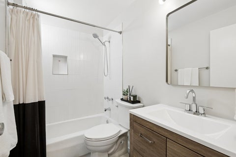 Tiny photo for 1560 N Sandburg Terrace #2109J, Chicago, IL 60610 (MLS # 12734990)