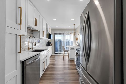 Tiny photo for 5200 Oakton Street #403, Skokie, IL 60077 (MLS # 12548111)