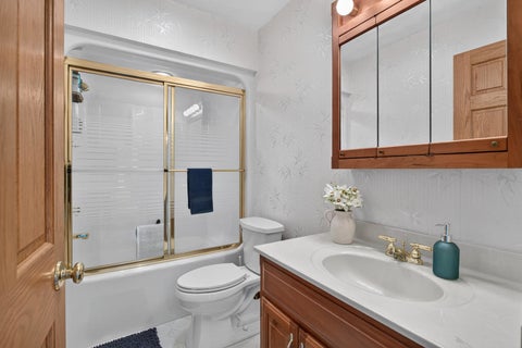 Tiny photo for 3113 W Canal Shore Drive, Leclaire, IA 52753 (MLS # 12706669)