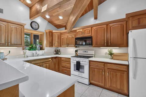 Tiny photo for 3113 W Canal Shore Drive, Leclaire, IA 52753 (MLS # 12706669)