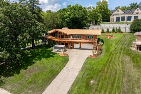 Tiny photo for 3113 W Canal Shore Drive, Leclaire, IA 52753 (MLS # 12706669)