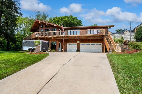 Tiny photo for 3113 W Canal Shore Drive, Leclaire, IA 52753 (MLS # 12706669)
