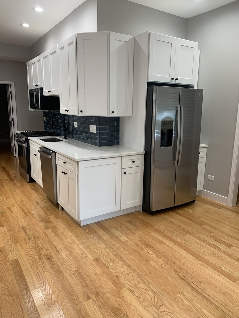 1303 W Flournoy Street 1F