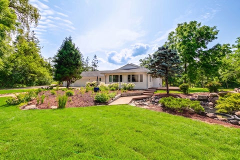 Tiny photo for 18 Alexandra Drive, Mettawa, IL 60048 (MLS # 12735396)