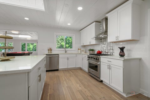 Tiny photo for 18 Alexandra Drive, Mettawa, IL 60048 (MLS # 12735396)