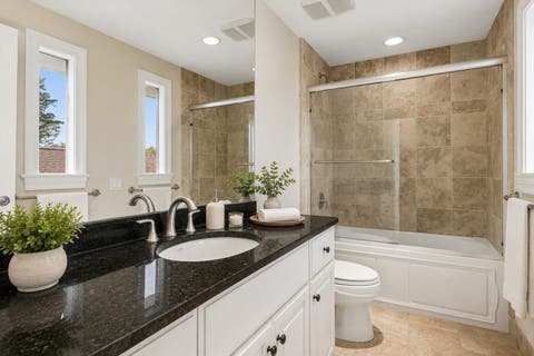 Tiny photo for 32 Kyle Court #32, Willowbrook, IL 60527 (MLS # 12612547)