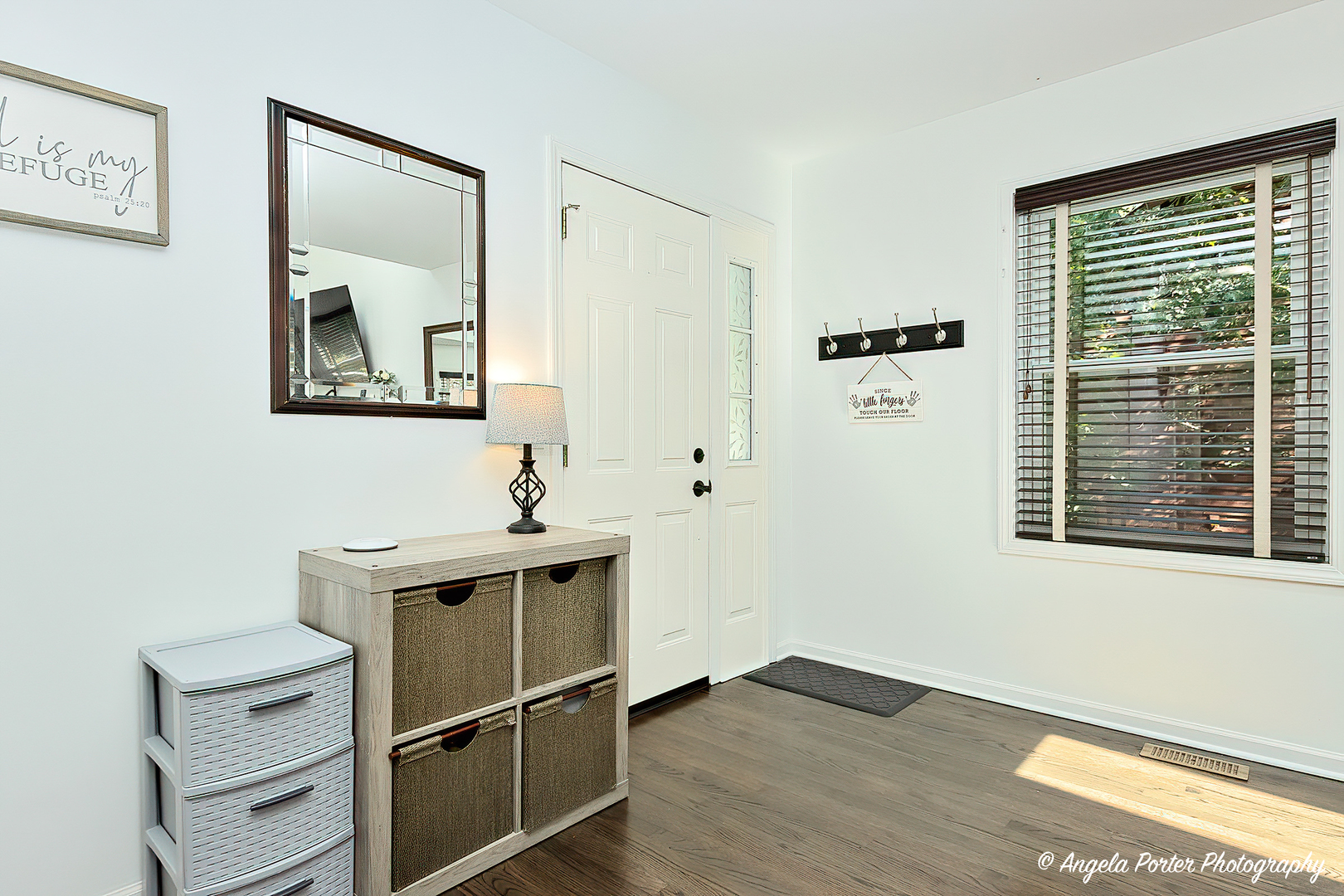 1208 Capri Terrace
