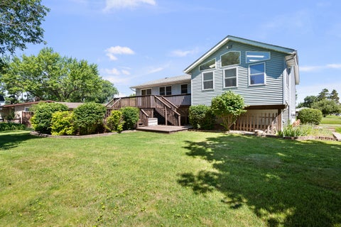 Tiny photo for 504 4th Avenue W, Andalusia, IL 61232 (MLS # 12677891)