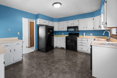 Tiny photo for 504 4th Avenue W, Andalusia, IL 61232 (MLS # 12677891)