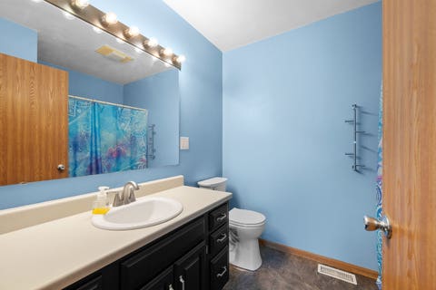 Tiny photo for 504 4th Avenue W, Andalusia, IL 61232 (MLS # 12677891)