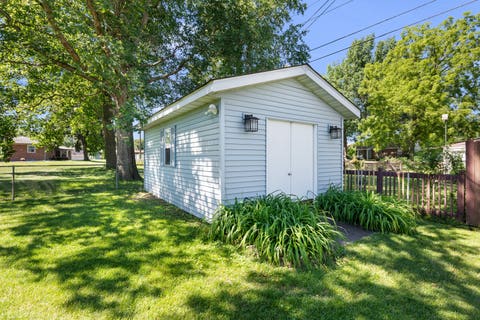 Tiny photo for 504 4th Avenue W, Andalusia, IL 61232 (MLS # 12677891)