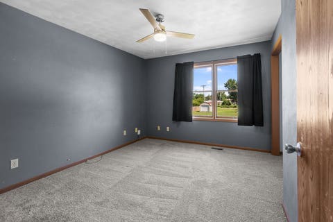 Tiny photo for 504 4th Avenue W, Andalusia, IL 61232 (MLS # 12677891)
