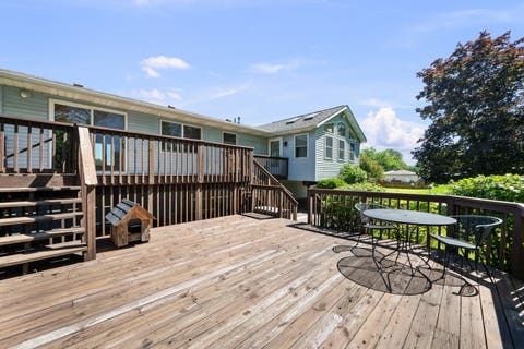 Tiny photo for 504 4th Avenue W, Andalusia, IL 61232 (MLS # 12677891)