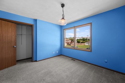 Tiny photo for 504 4th Avenue W, Andalusia, IL 61232 (MLS # 12677891)