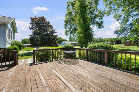 Tiny photo for 504 4th Avenue W, Andalusia, IL 61232 (MLS # 12677891)