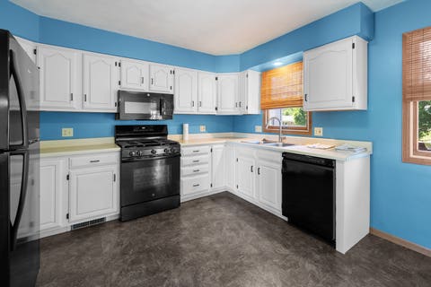 Tiny photo for 504 4th Avenue W, Andalusia, IL 61232 (MLS # 12677891)