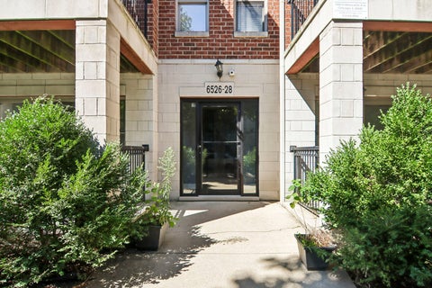 Tiny photo for 6526 S Kimbark Avenue #2S, Chicago, IL 60637 (MLS # 12754115)