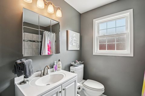 Tiny photo for 367 Catalpa Avenue, Wood Dale, IL 60191 (MLS # 12462196)