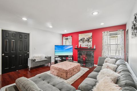 Tiny photo for 367 Catalpa Avenue, Wood Dale, IL 60191 (MLS # 12462196)