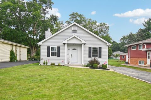 Tiny photo for 367 Catalpa Avenue, Wood Dale, IL 60191 (MLS # 12462196)