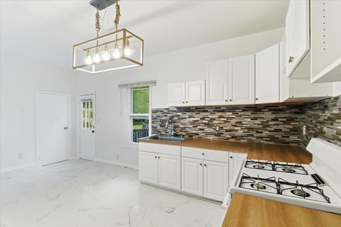 Tiny photo for 3010 Ezekiel Avenue, Zion, IL 60099 (MLS # 12499506)