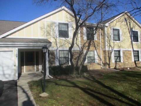 1168 Buckingham Court A1 Wheeling IL 60090
