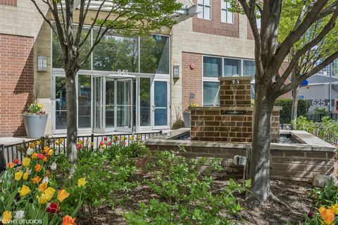 645 N KINGSBURY Street 1901 Chicago IL 60654