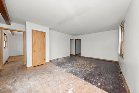 Tiny photo for 14820 Turner Avenue, Midlothian, IL 60445 (MLS # 12543473)