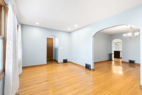 Tiny photo for 7005 N Osceola Avenue, Chicago, IL 60631 (MLS # 12591924)