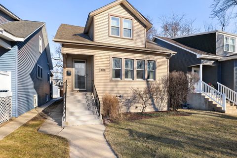 Photo of 7005 N Osceola Avenue, Chicago, IL 60631 (MLS # 12591924)
